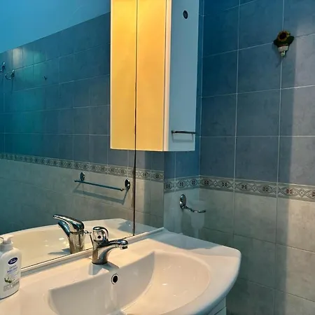 House Giulia Al Borgo Marinaro Apartment *